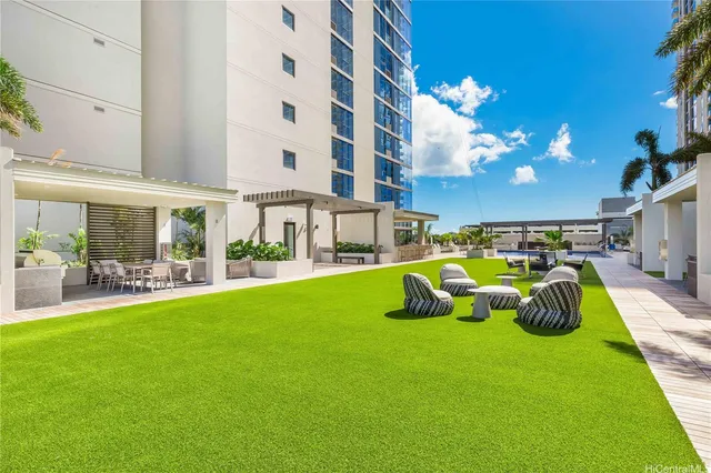 $670,000 | 1388 Kapiolani Boulevard, Unit 1604, Honolulu, HI 96814