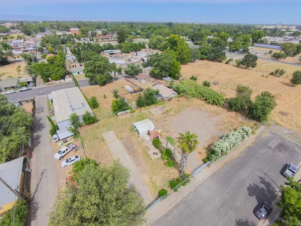 $299,000 | 310 D Street, Woodland, CA 95776