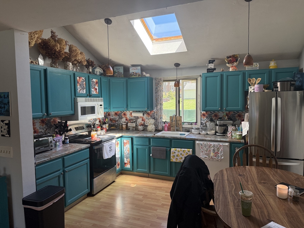 45 Orpheum Avenue Springfield, MA 01118 - Photo 10 of 23
