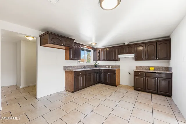 $429,000 | 1252 East Ave R 6, Palmdale, CA 93550