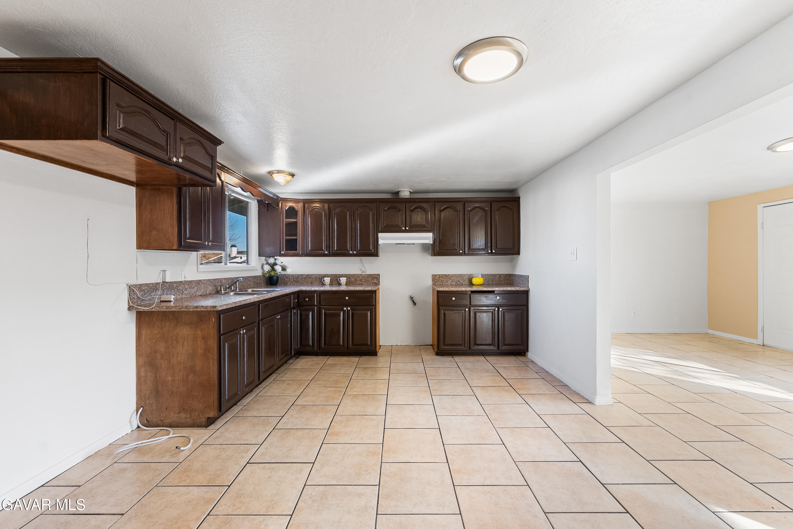 1252 East Ave R 6 Palmdale, CA 93550 - Photo 22 of 40 E Ave R6-10