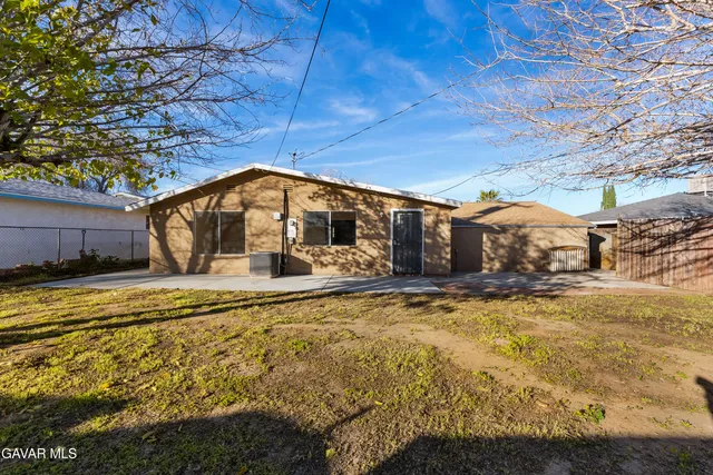 $429,000 | 1252 East Ave R 6, Palmdale, CA 93550