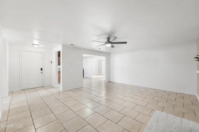 $429,000 | 1252 East Ave R 6, Palmdale, CA 93550