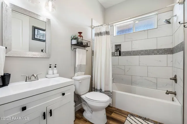 $1,275,000 | 9820 North Echo Ridge Circle, Prescott Valley, AZ 86315