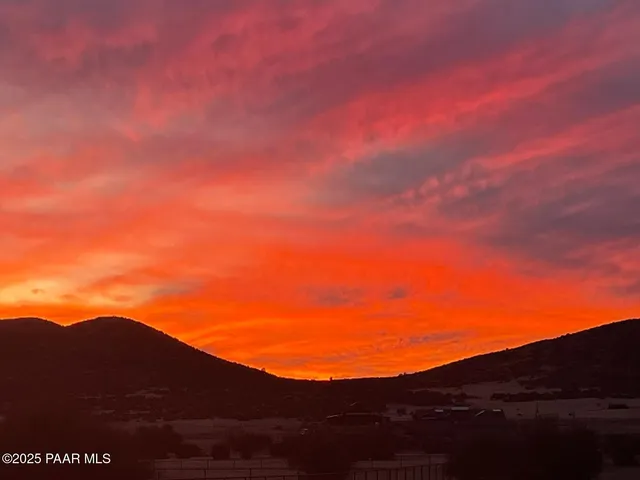 $1,275,000 | 9820 North Echo Ridge Circle, Prescott Valley, AZ 86315