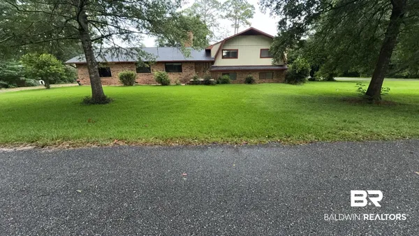 $275,000 | 502 Bradley Avenue, Bay Minette, AL 36507
