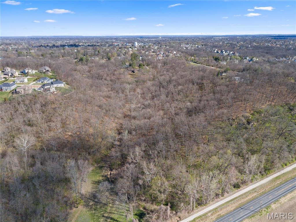 17 Greens Bottom Road St. Charles, MO 63304 - Photo 8 of 15