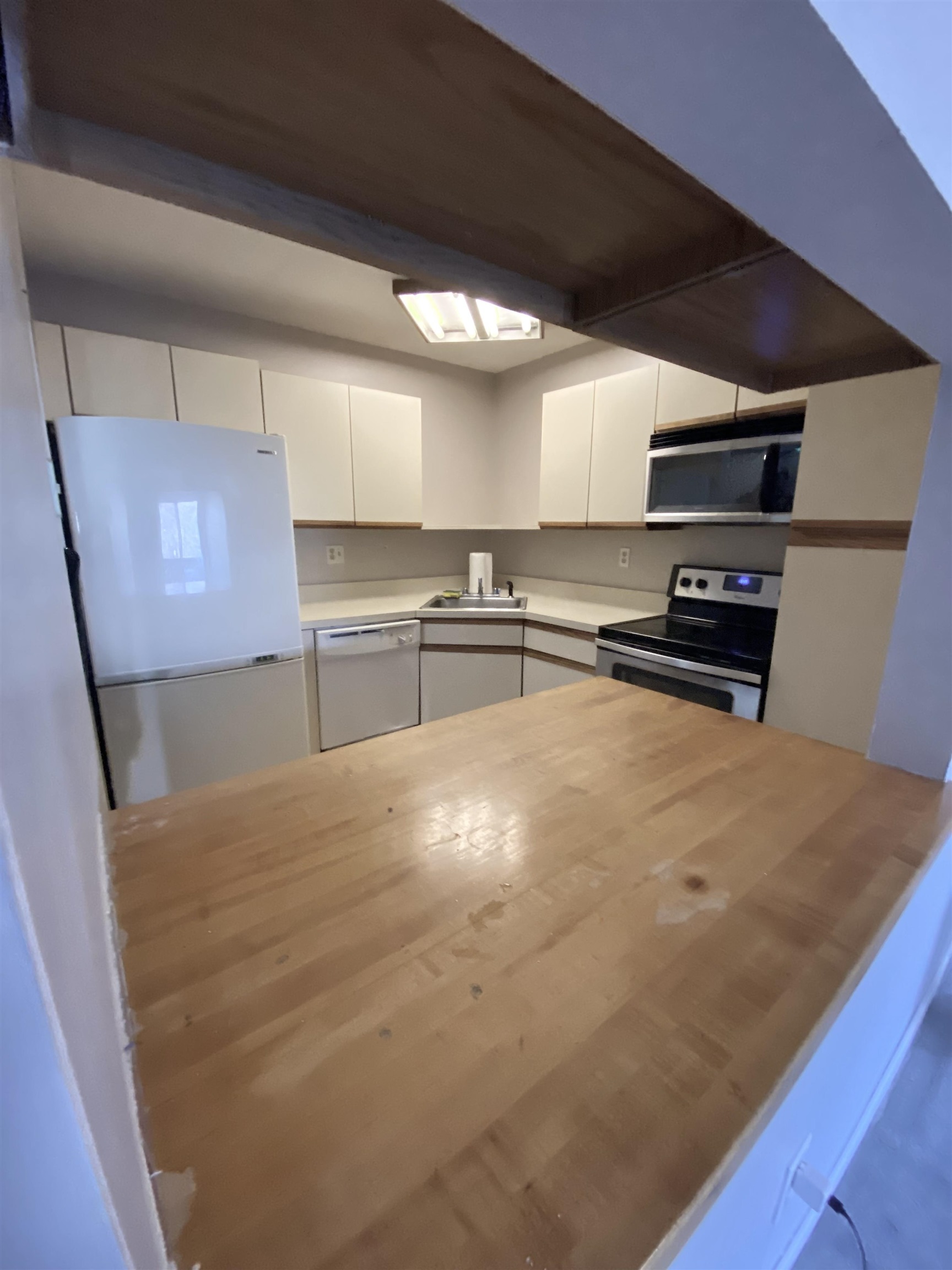121 Cluff Crossing Road, Unit 30 Salem, NH 03079 - Photo 6 of 14