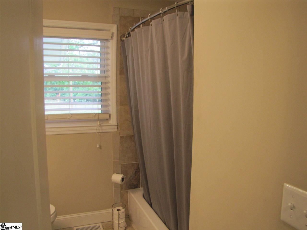 252 Sanders Road Central, SC 29630 - Photo 20 of 36