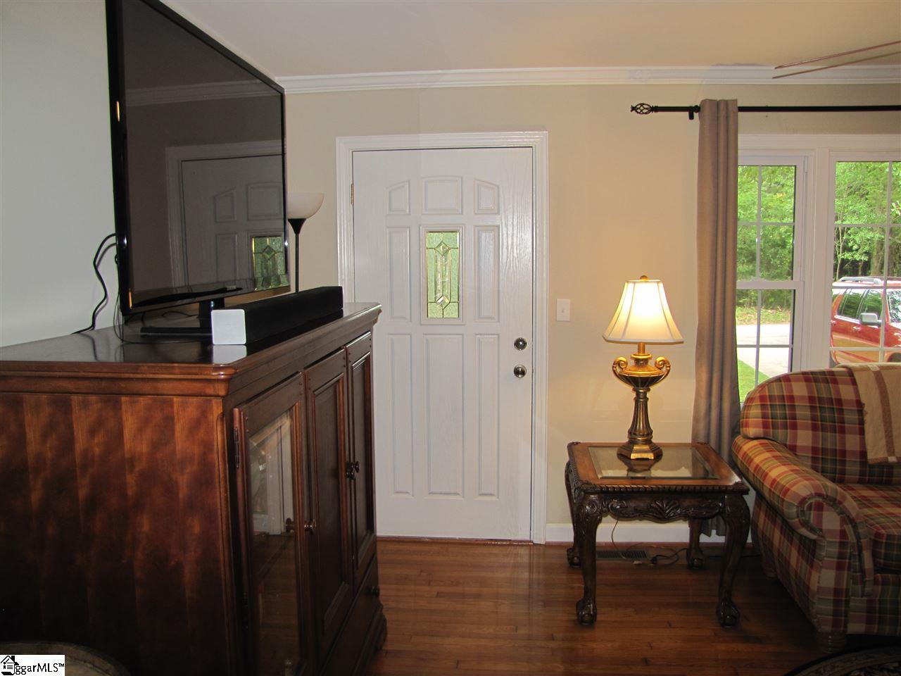 252 Sanders Road Central, SC 29630 - Photo 4 of 36