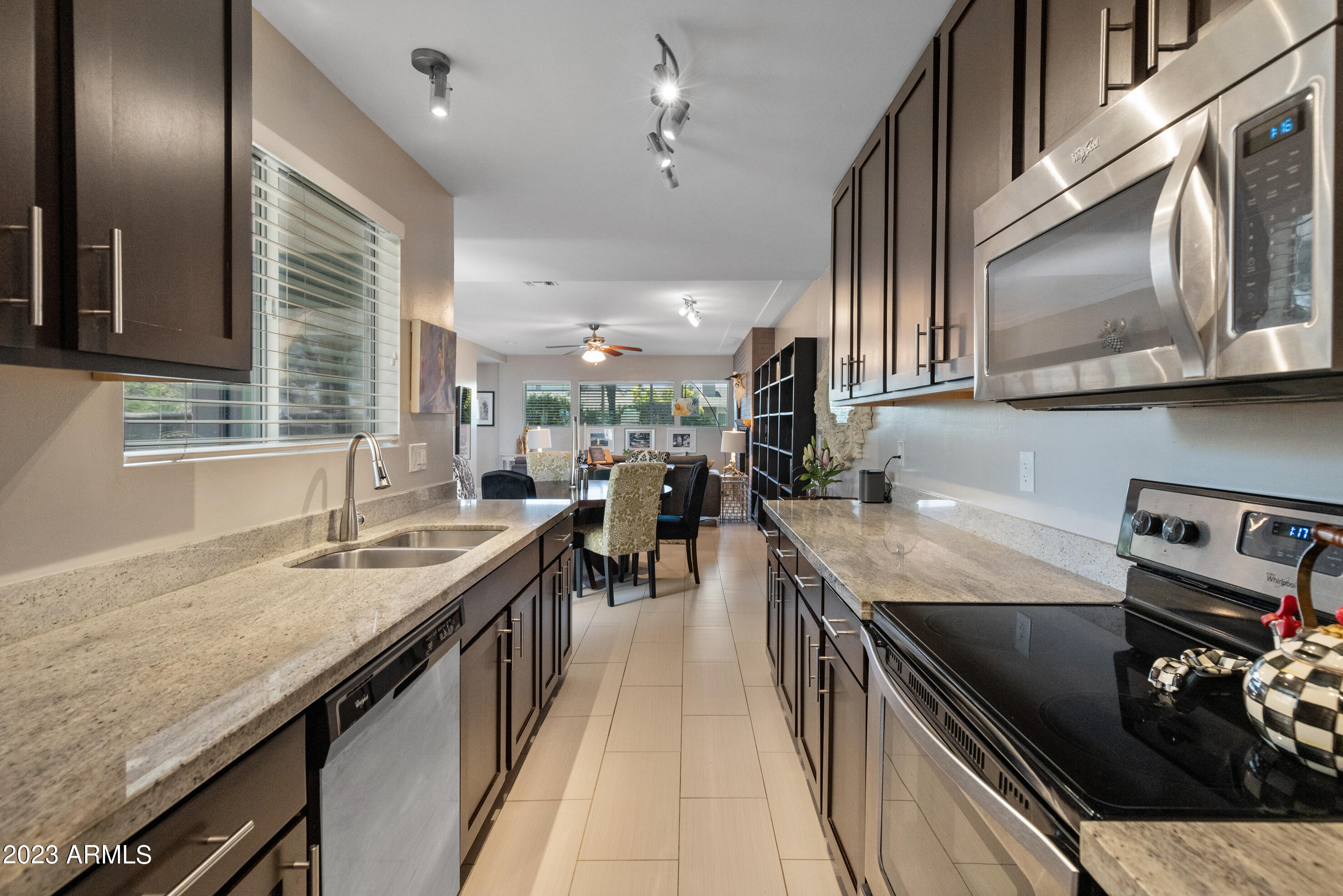 925 West McDowell Road, Unit 103 Phoenix, AZ 85007 - Photo 8 of 25 925 W McDowell Rd #103-15