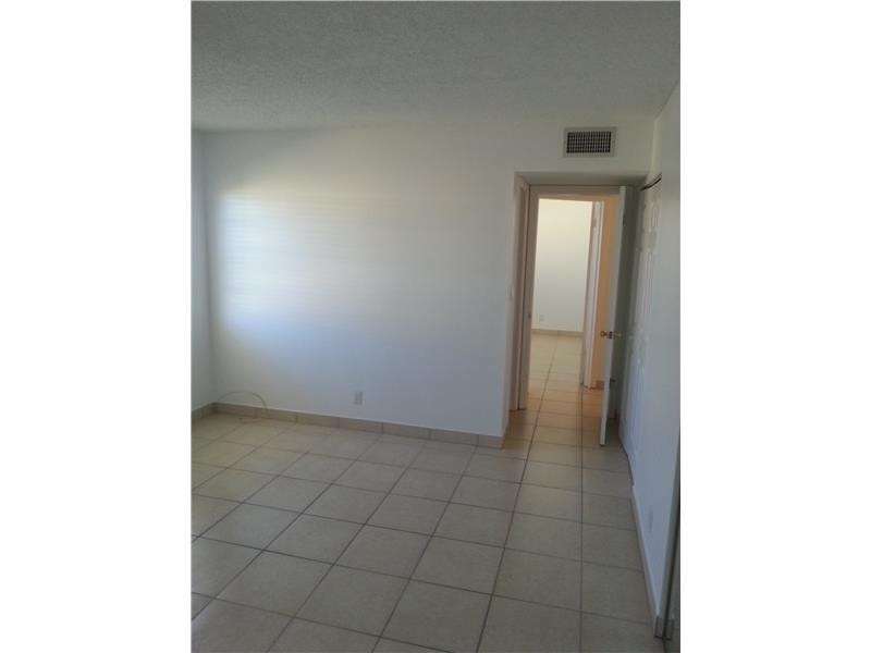 9273 Southwest 8th Street, Unit 412 Boca Raton, FL 33428 - Photo 5 of 18 Exterior Front