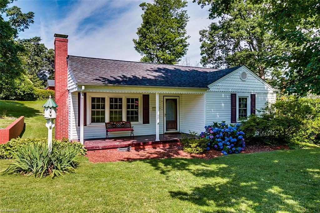 128 Shamrock Road Asheboro, NC 27203 - Photo 2 of 26 Gallery Image 2