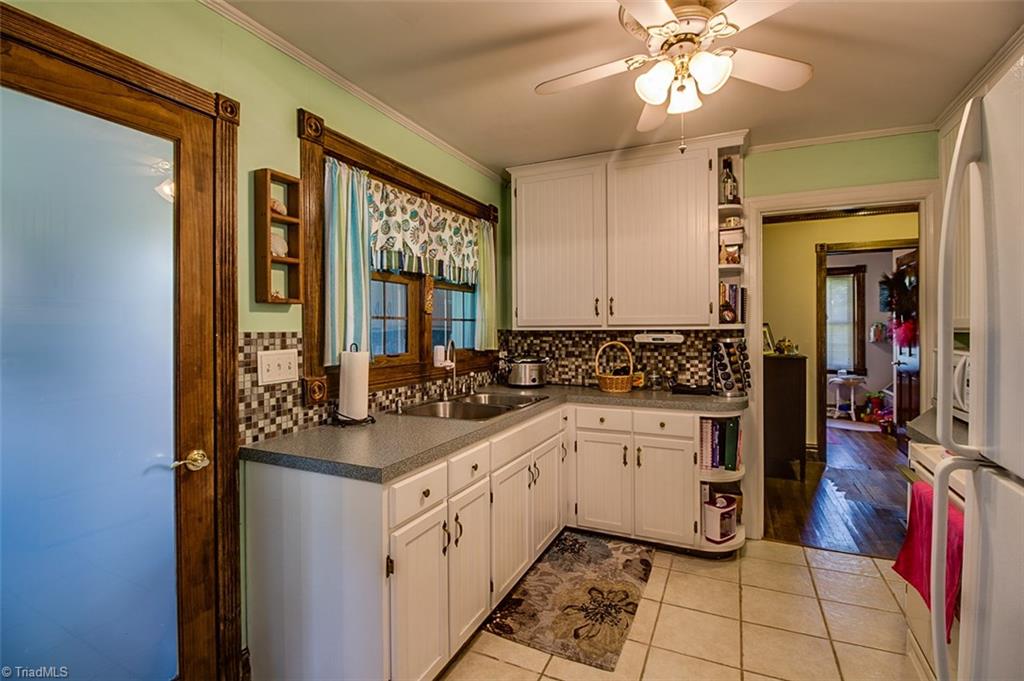 128 Shamrock Road Asheboro, NC 27203 - Photo 11 of 26 Gallery Image 11