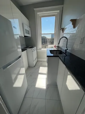 $2,795 | 73 Park Drive, Unit 20, Boston, MA 02215