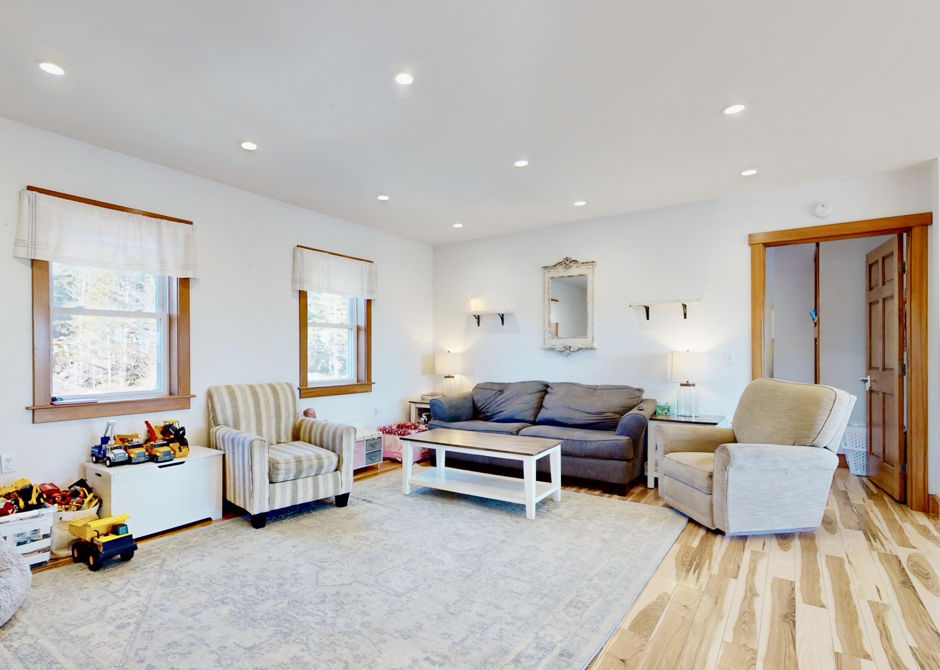 768 North Haven Road Vinalhaven, ME 04863 - Photo 8 of 25 768-N-Haven-Rd-Living-Room