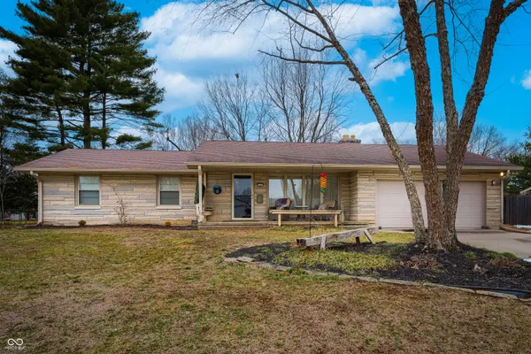 $350,000 | 4226 Roselawn Avenue, Columbus, IN 47203