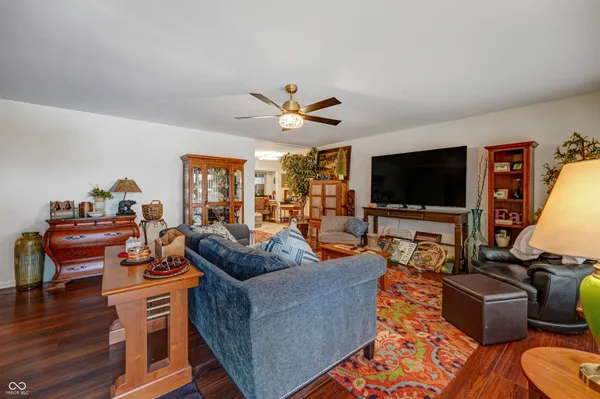 $350,000 | 4226 Roselawn Avenue, Columbus, IN 47203