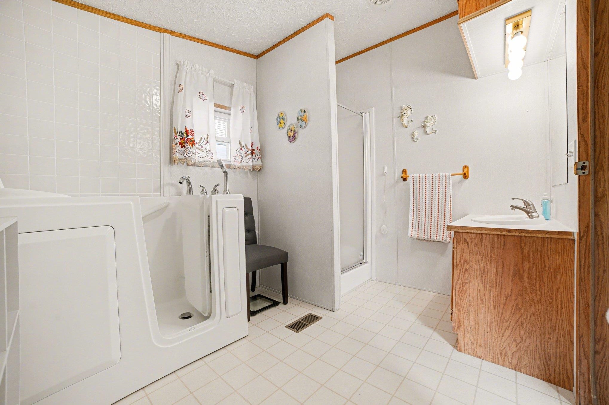 7915 South Curtis Road Mount Pleasant, MI 48858 - Photo 11 of 18 1944266-e43be617-f18d-47de-af6d-a65c39d5d96b.JPG