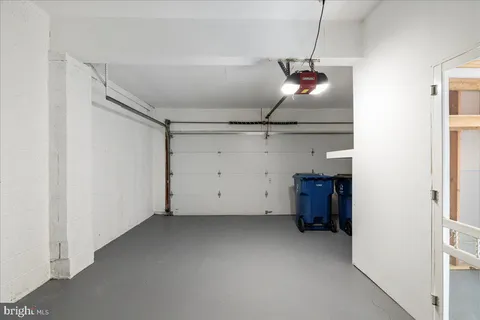 a view of a livingroom with furniture