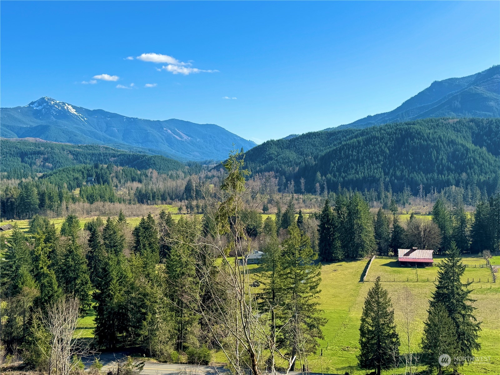 324 Mineral Road North Mineral, WA 98355 - Photo 2 of 34 Gallery Image 2