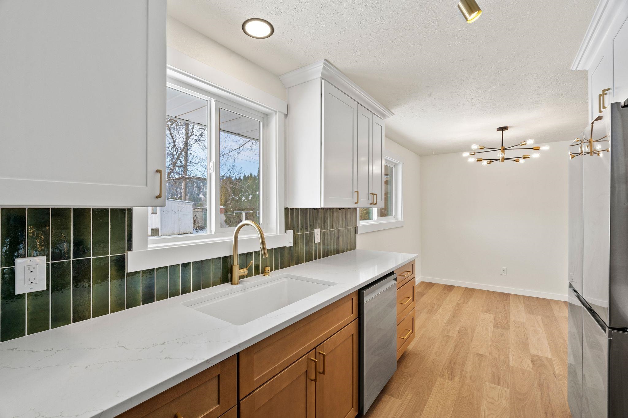 4217 North Vercler Road Spokane Valley, WA 99216 - Photo 11 of 44 Gallery Image 11