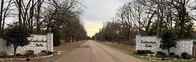 $349,900 | 111 Havenwood Drive, Enchanted Oaks, TX 75156