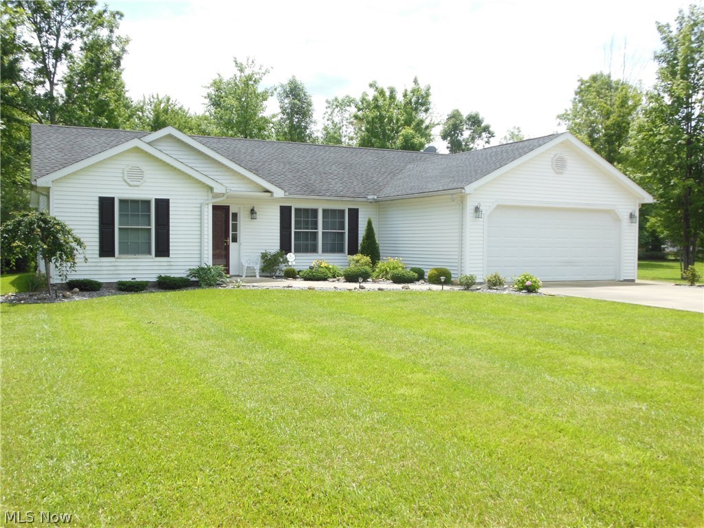 35 Roaming Rock Boulevard Rome, OH 44085 - Photo 1 of 27 Gallery Image 1