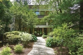 206 Allandale Road, Unit 3B Boston, MA 02467 - Photo 3 of 31