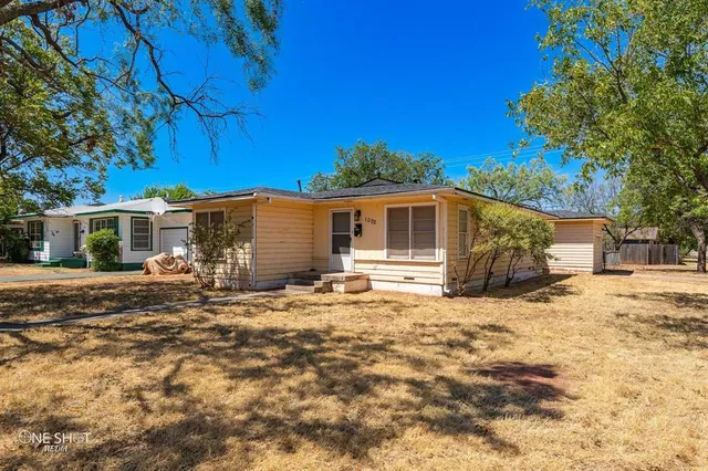 $1,400 | 1002 South San Jose Drive, Abilene, TX 79605