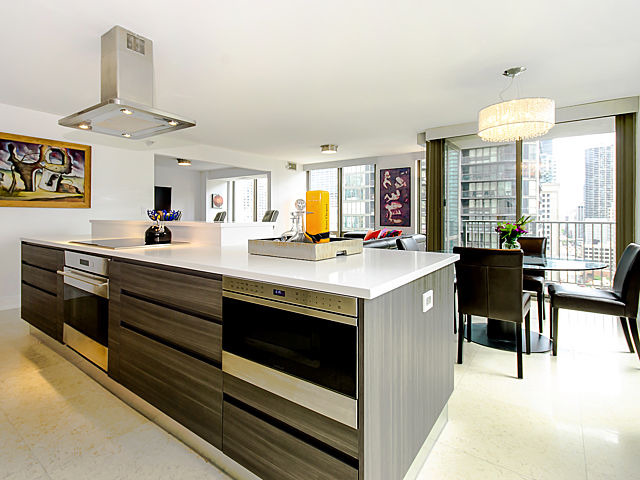 2 East Erie Street, Unit 1905 Chicago, IL 60611 - Photo 8 of 20