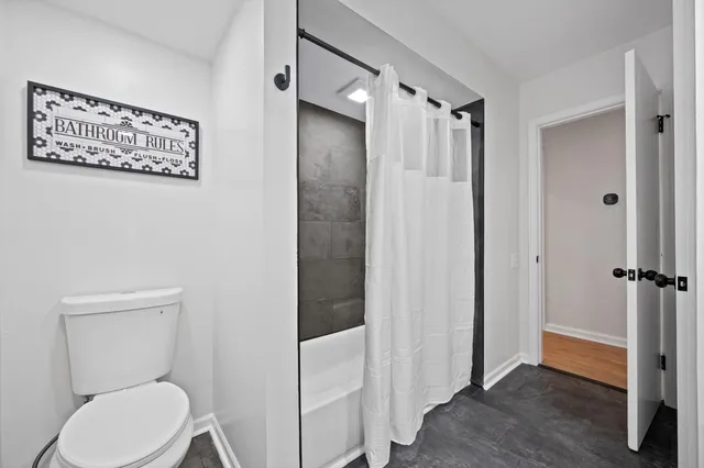 $525,000 | 7216 North Mohawk Avenue, Glendale, WI 53217