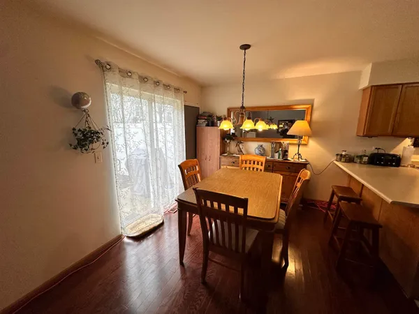 $280,000 | 47 D Rolling Oaks Road, Sugar Grove, IL 60554
