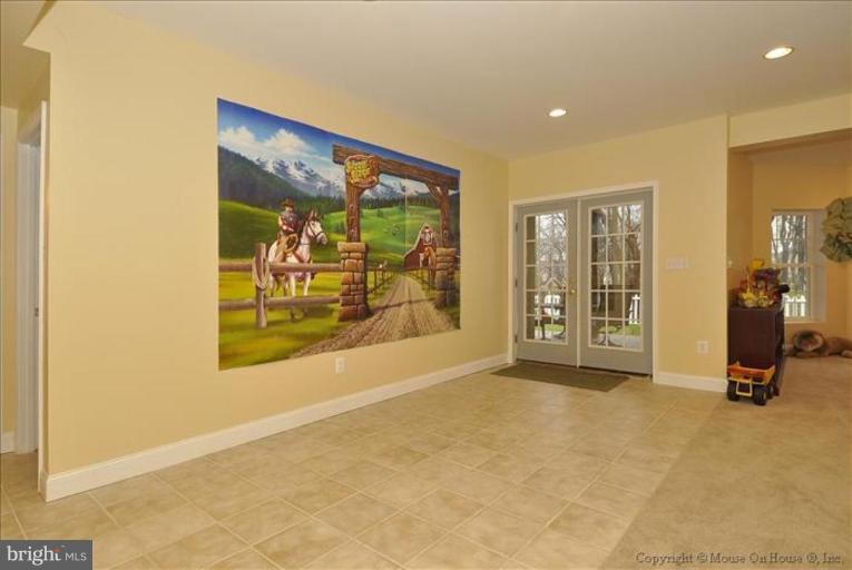 23100 Persimmon Ridge Road Clarksburg, MD 20871 - Photo 16 of 26 Finished Lower Level 3