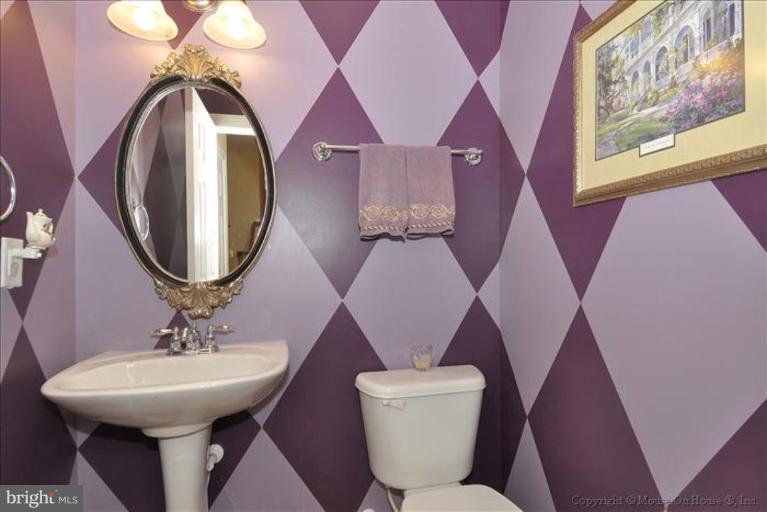 23100 Persimmon Ridge Road Clarksburg, MD 20871 - Photo 8 of 26 Half Bath 1