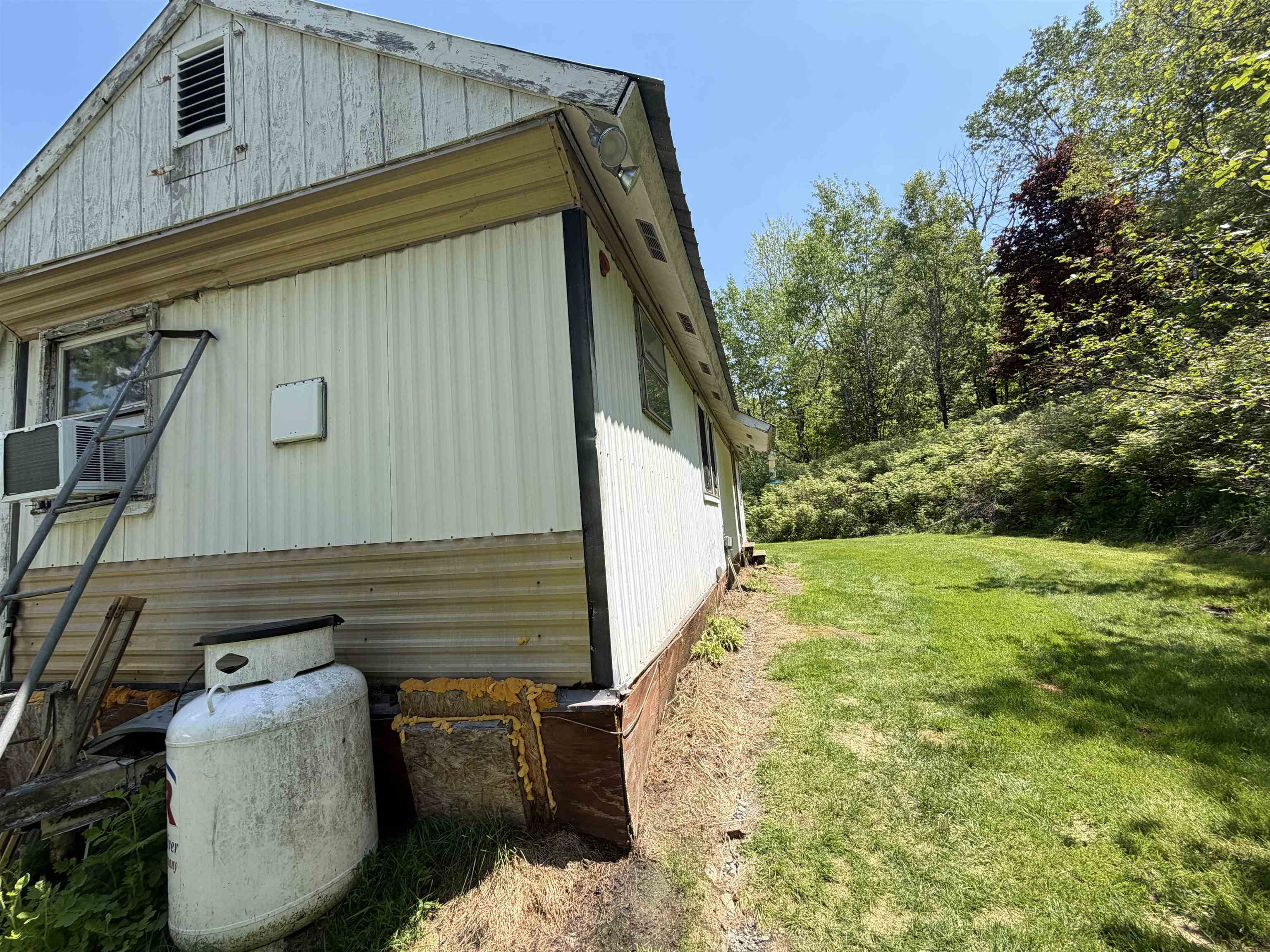51 Barton Road Piermont, NH 03779 - Photo 11 of 17