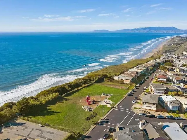 $1,488,888 | 20 Palisades Drive, Daly City, CA 94015