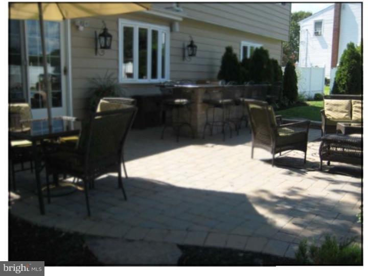 12 Tar Heels Road Hamilton, NJ 08619 - Photo 22 of 25 Patio