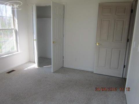 9386 Rolston Road Gaines, MI 48436 - Photo 10 of 13 20247660-9.JPG