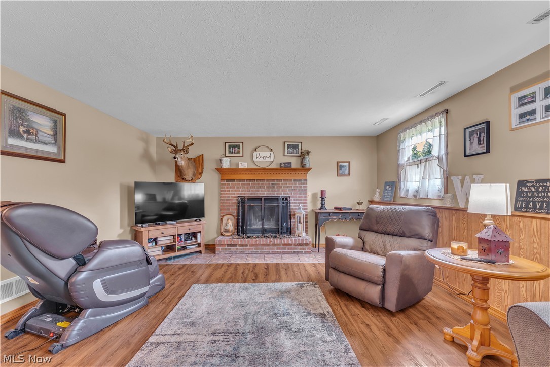 21930 Foster Road Wellington, OH 44090 - Photo 31 of 50 Gallery Image 31