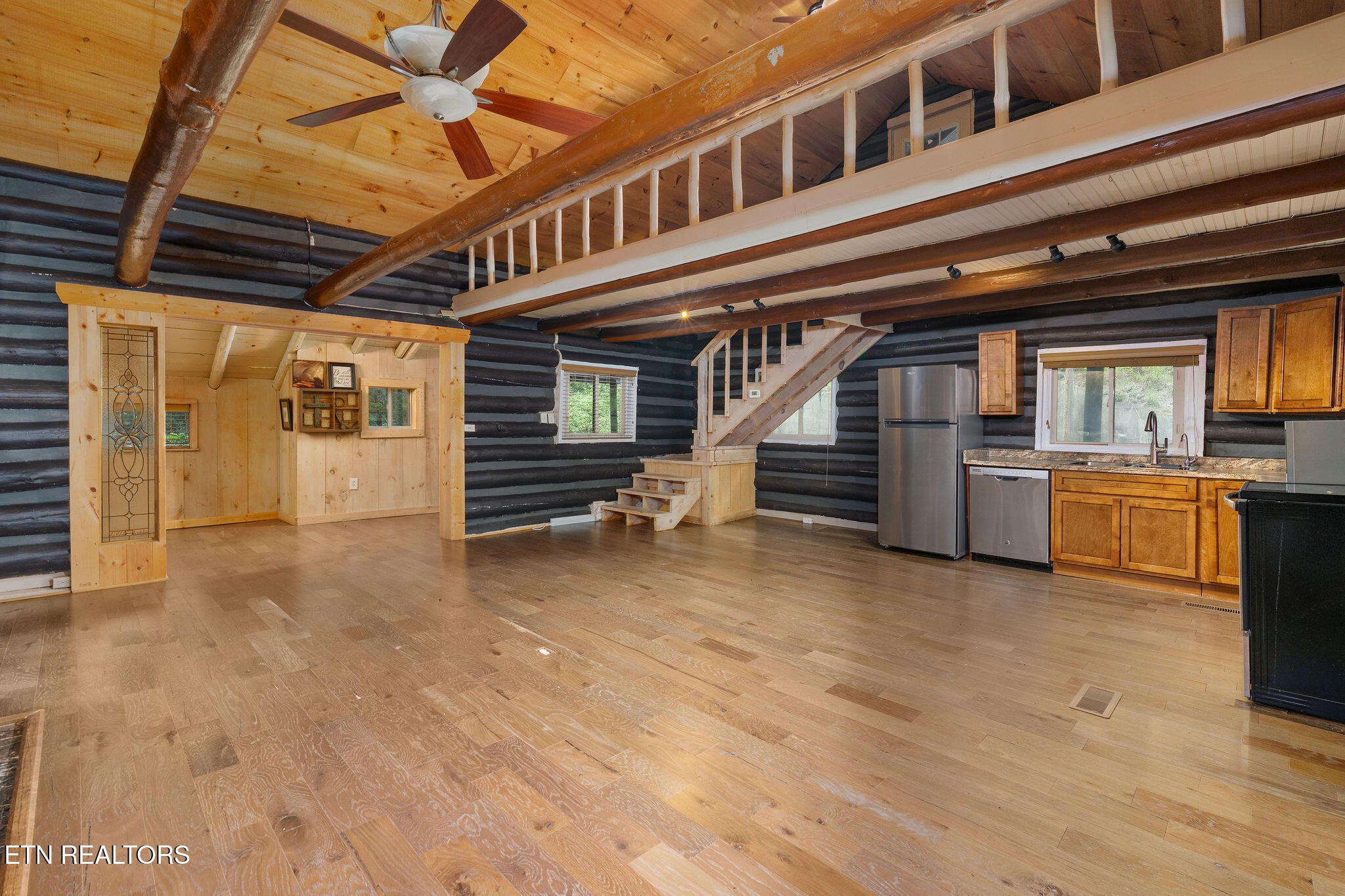 2171 Wears Valley Road Sevierville, TN 37862 - Photo 10 of 40 Gallery Image 10