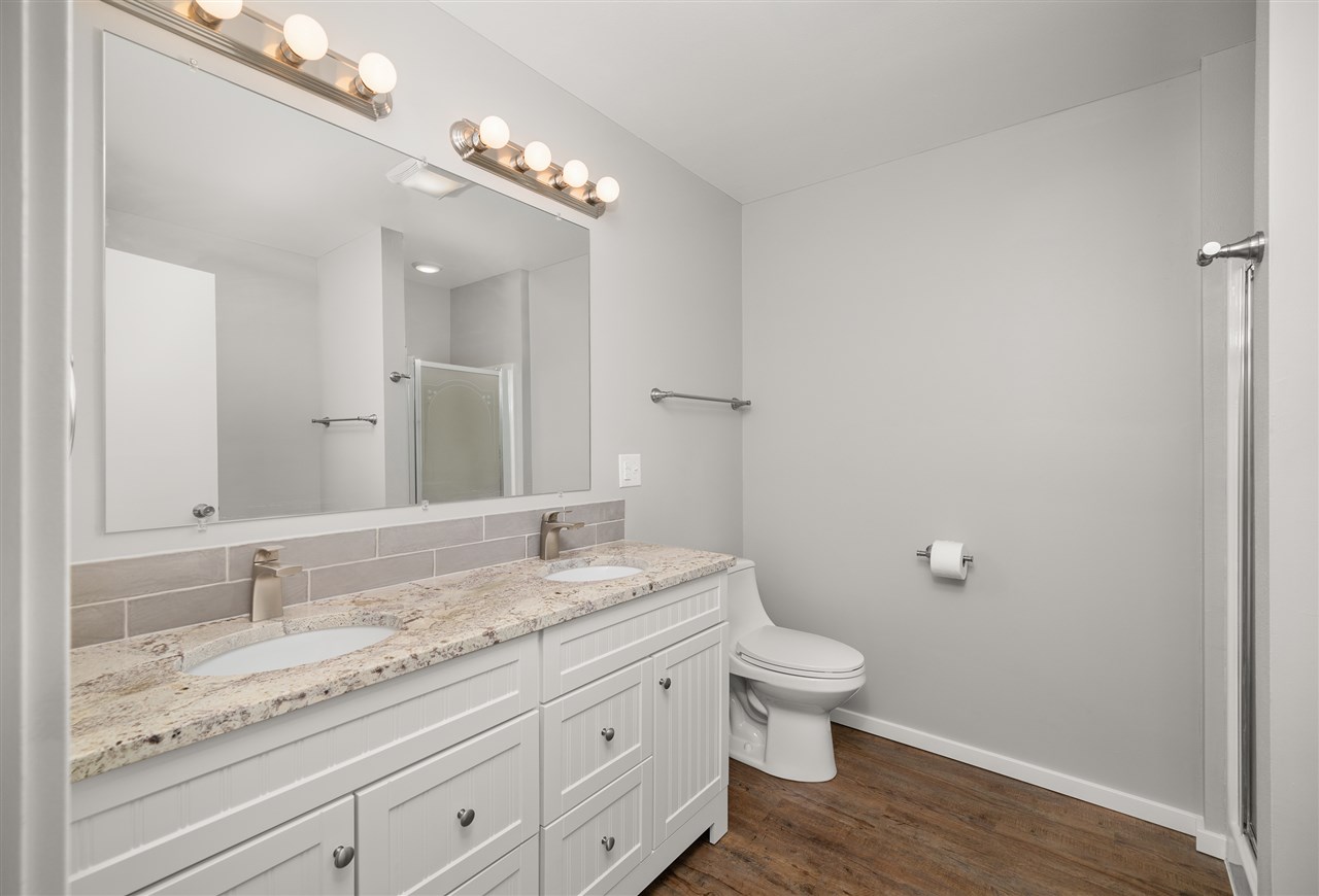 1305 West Viewmont Road Spokane, WA 99224 - Photo 7 of 20