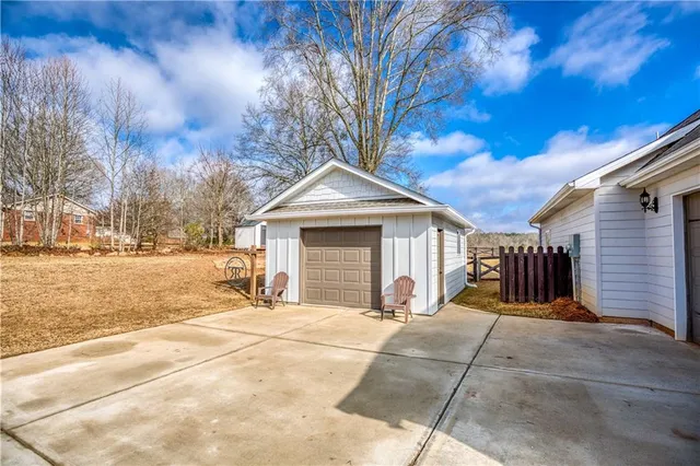 $650,000 | 670 Bearden Road, Monroe, GA 30655