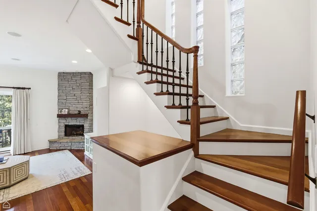 $12,995 | 952 North Racine Avenue, Chicago, IL 60642