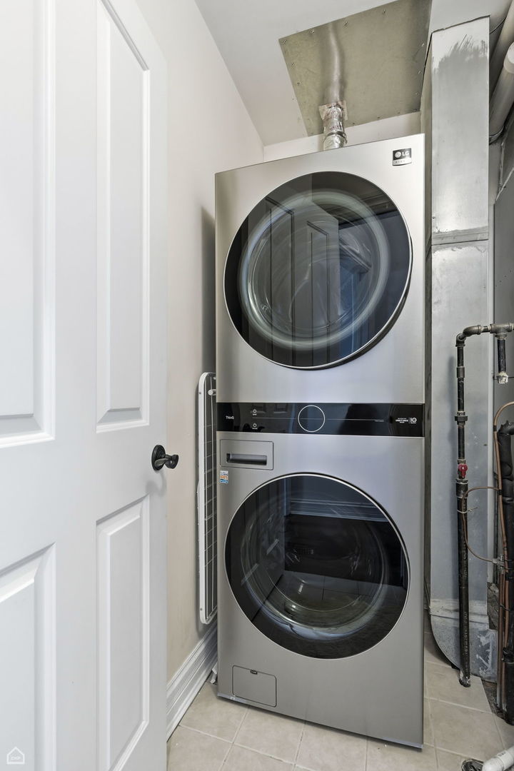 952 North Racine Avenue Chicago, IL 60642 - Photo 21 of 35