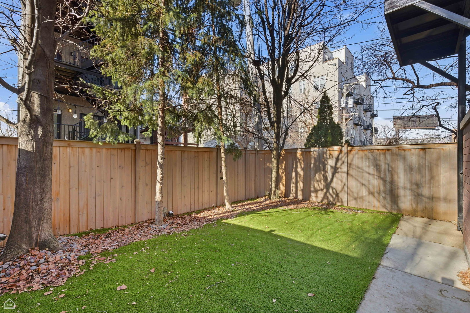 952 North Racine Avenue Chicago, IL 60642 - Photo 4 of 35