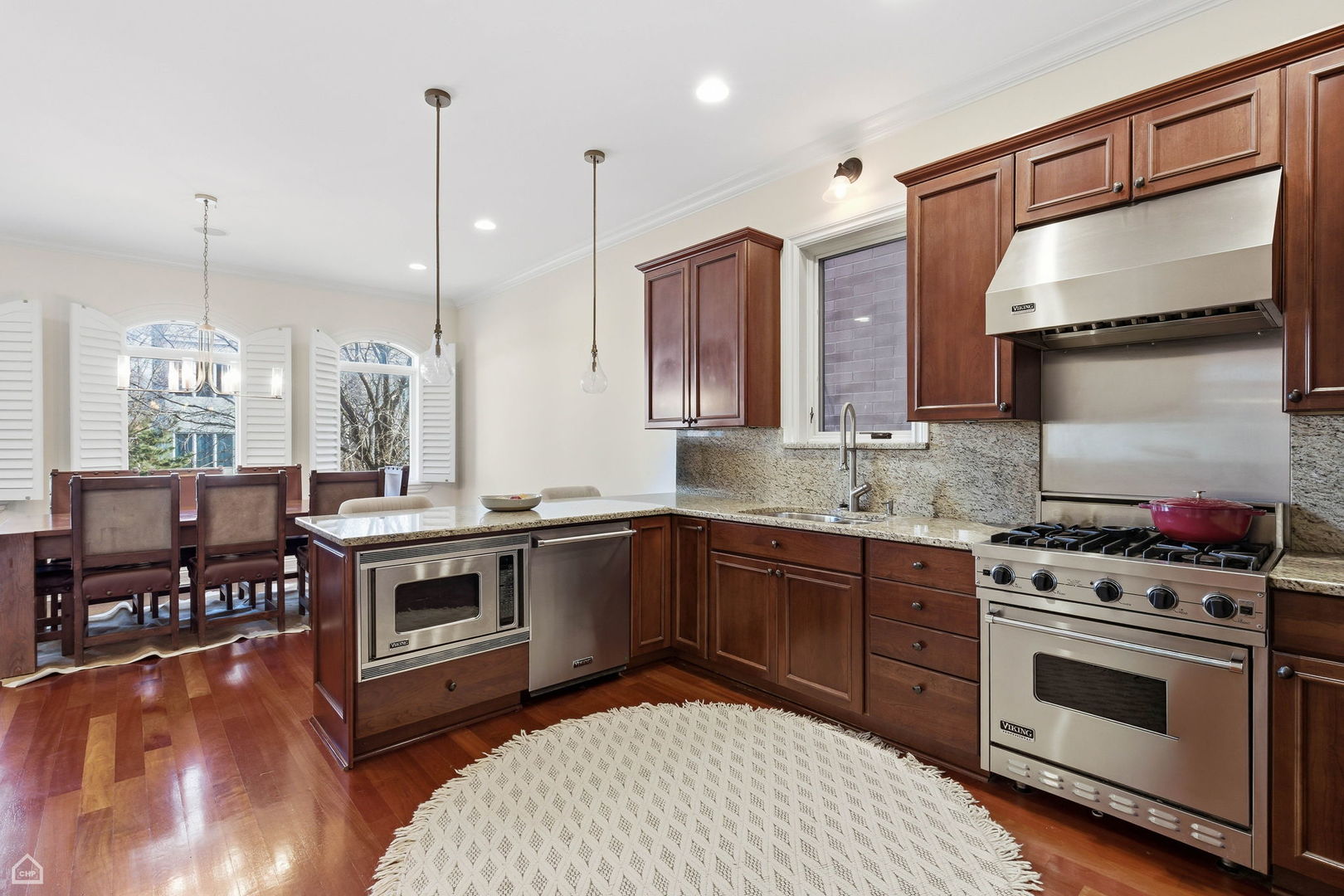 952 North Racine Avenue Chicago, IL 60642 - Photo 8 of 35