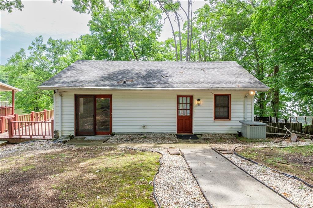 425 Shore Acres Road Salisbury, NC 28146 - Photo 6 of 50 Gallery Image 6