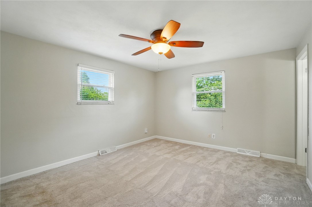 4337 Marshall Road Dayton, OH 45429 - Photo 17 of 32 Gallery Image 17