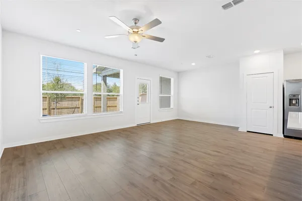 $2,880 | 3035 Dovedale Street, Pearland, TX 77584